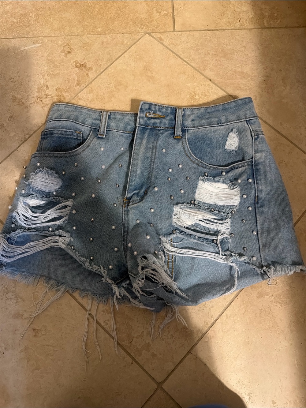 SHEIN Light Blue Distressed Pearl-Embellished Denim Shorts